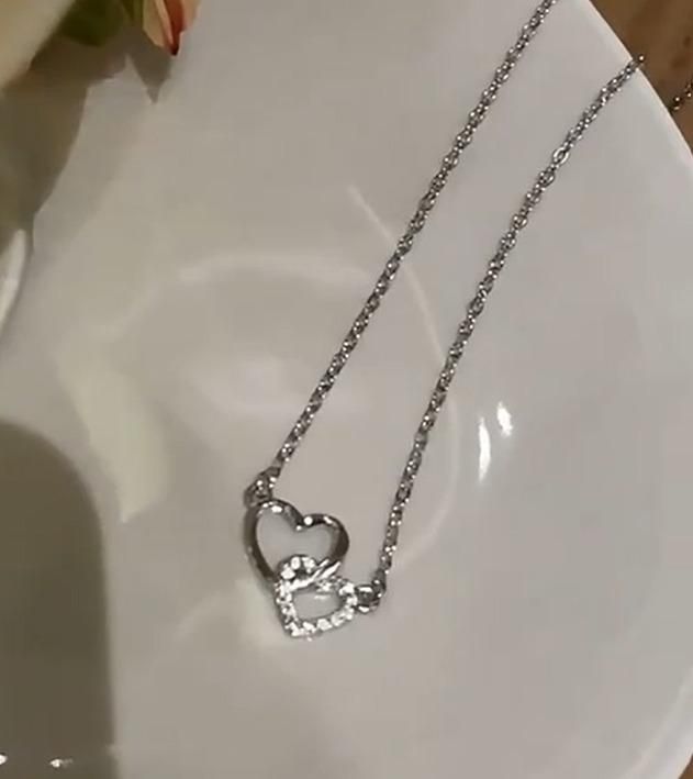 Women's Dual Heart Pendant with Chain Micro Plating | Vendexi